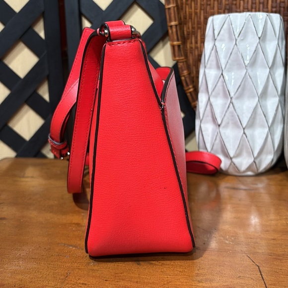 EUC Kate Spade Bright Red Adel Medium Zip Top Crossbody Adjustable Strap - Picture 9 of 16